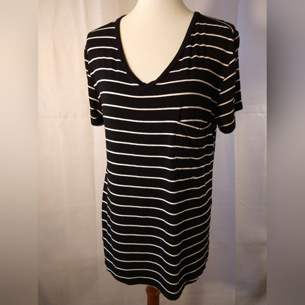 Grace & Lace black and white striped pullover top sz S